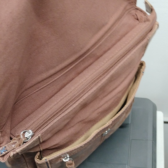 The Sak brown leather backpack/crossbody/shoulder bag. - Picture 10 of 16